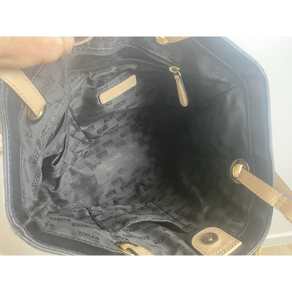 Michael Kors Jet Set Black Pebbled Leather Tote/Purse